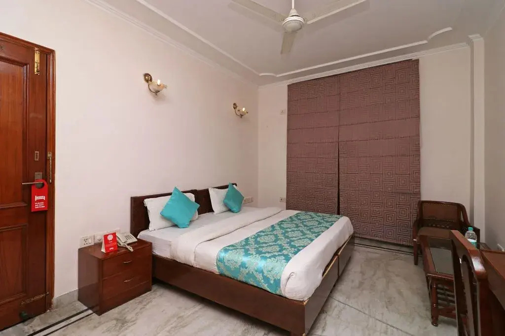 OYO 429 Hotel Kisna Residency