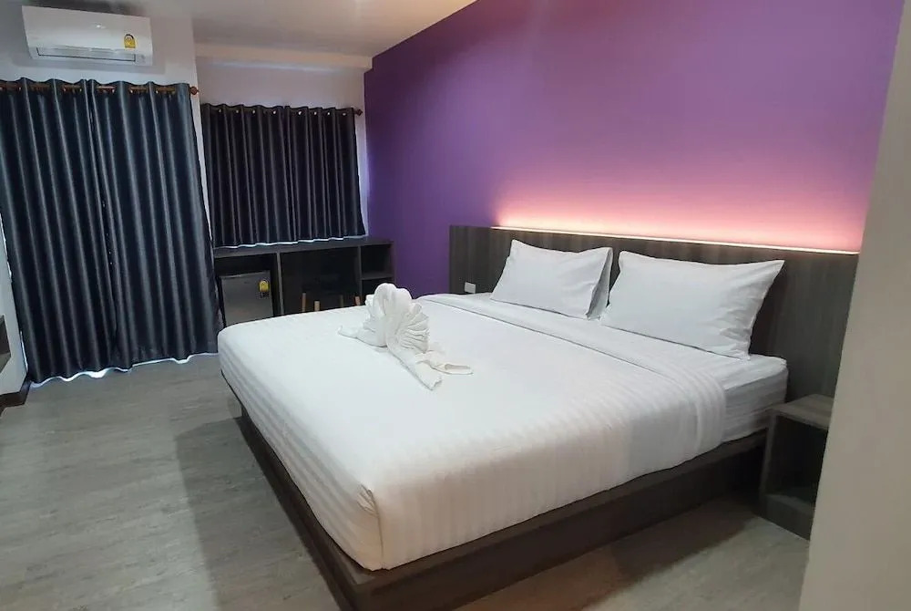 Tripper Hotel