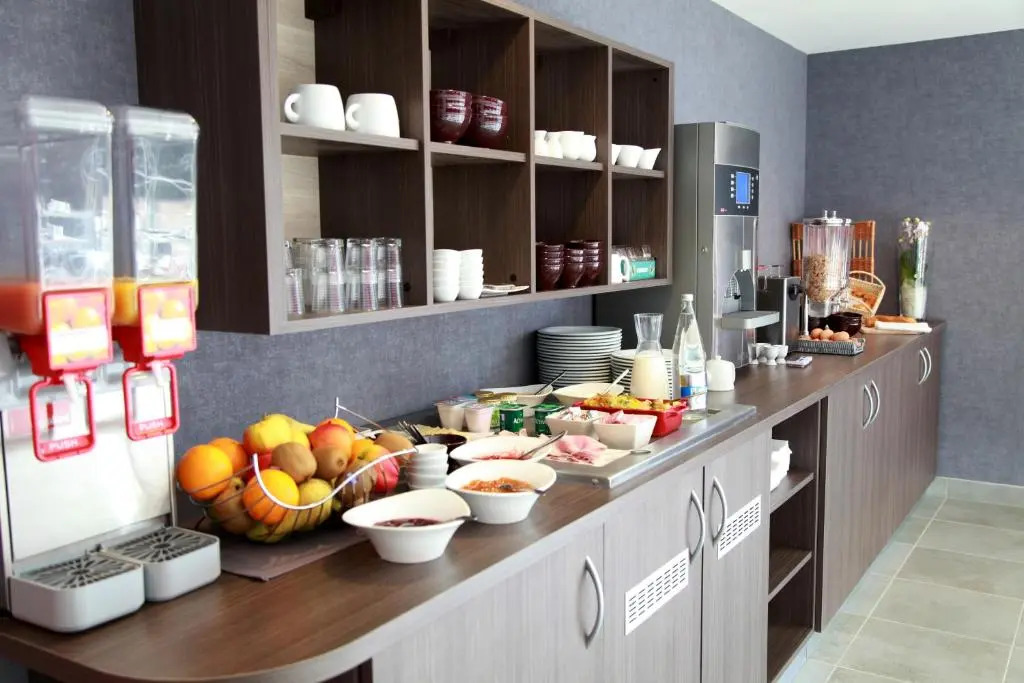 Brit Hotel Vannes - Theix Golfe du Morbihan