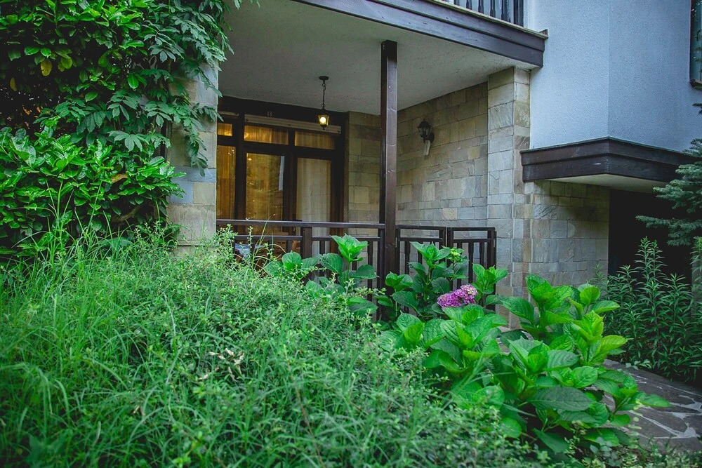 FM Deluxe 1-BDR Apartment with Parking by Sozopol