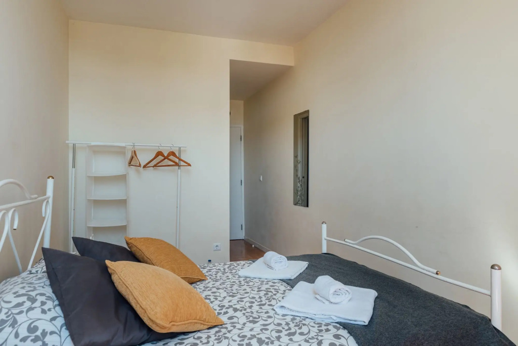 SwissPorto Guest House