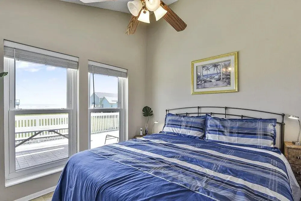 Acapulco Breeze by RedAwning