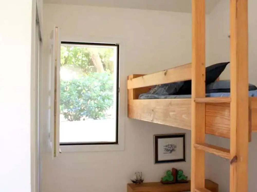 House With 4 Bedrooms in Sainte Lucie, With Wonderful sea View, Pool A