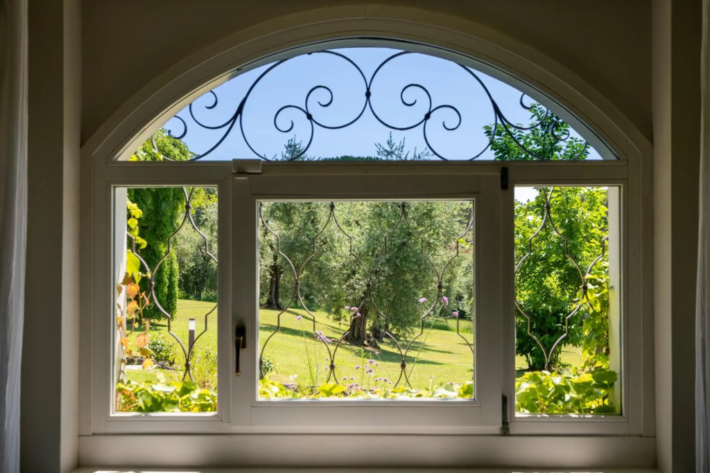 Luxury Estate on the Hills of Lake Garda