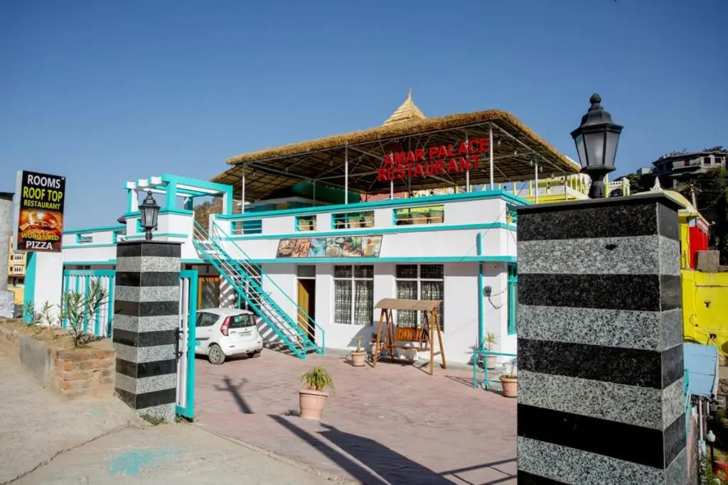 LB The Amar Palace
