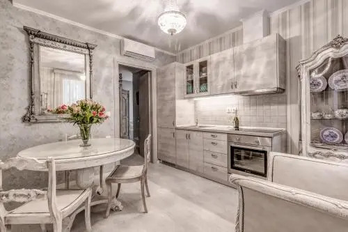 Papalina Suite