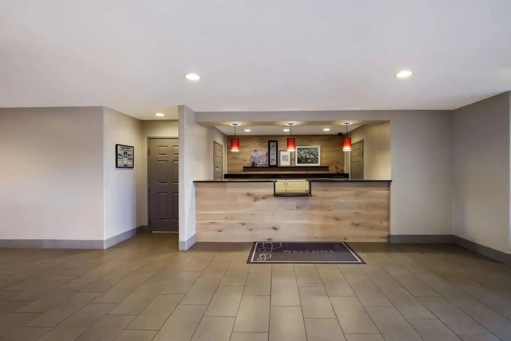 Country Inn & Suites by Radisson, Marion, IL