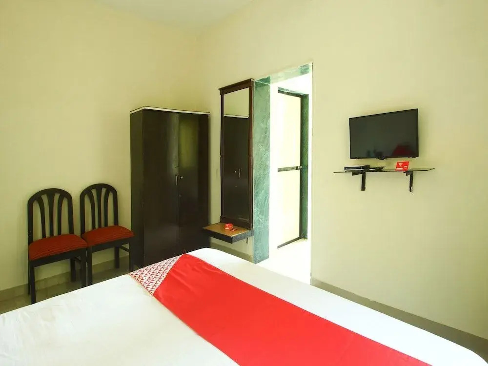 Shivaji Palace By Oyo Rooms