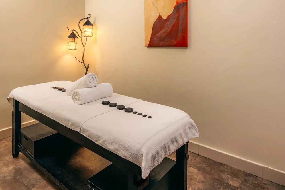 Отель Delta Hotels Dar es Salaam