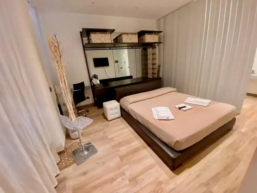 HH Hermoso Housing ALESSANDRIA