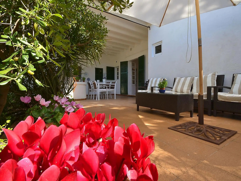 Beautiful villa in Colòn near the beach