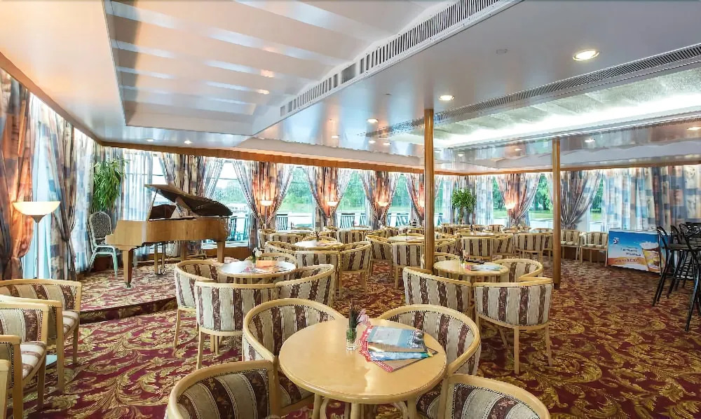 Hotel Flotel M.s. Radischev