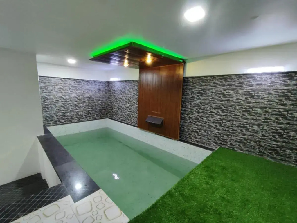 Hotel Jurkis, Kolhapur