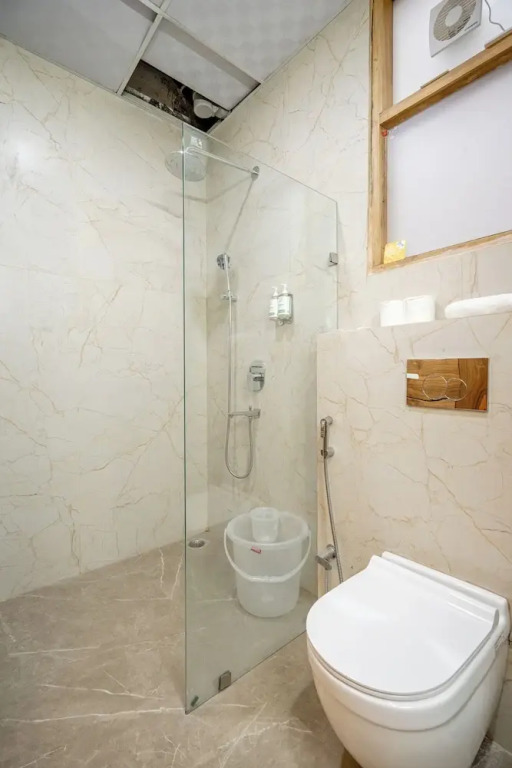Lime Tree Hotels and Banquet Greater Noida