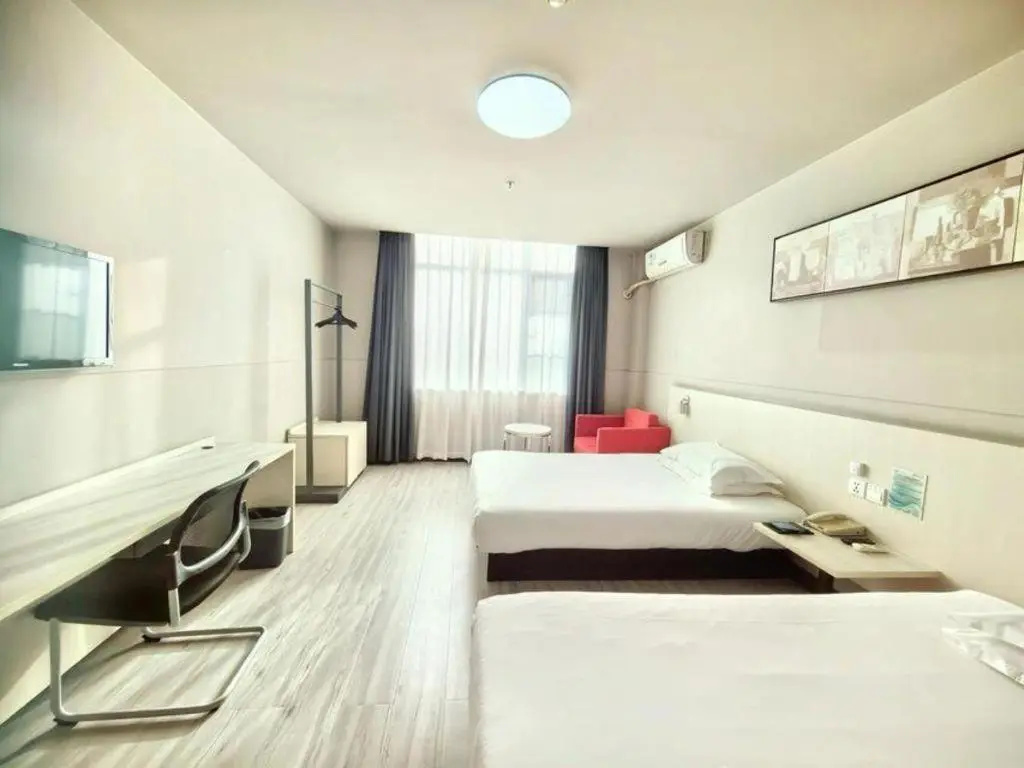 Jinjiang Inn (Wuhan Wujiashan Economic Development Zone)