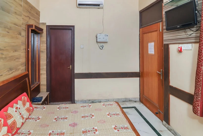 Hotel Nirmal Palace