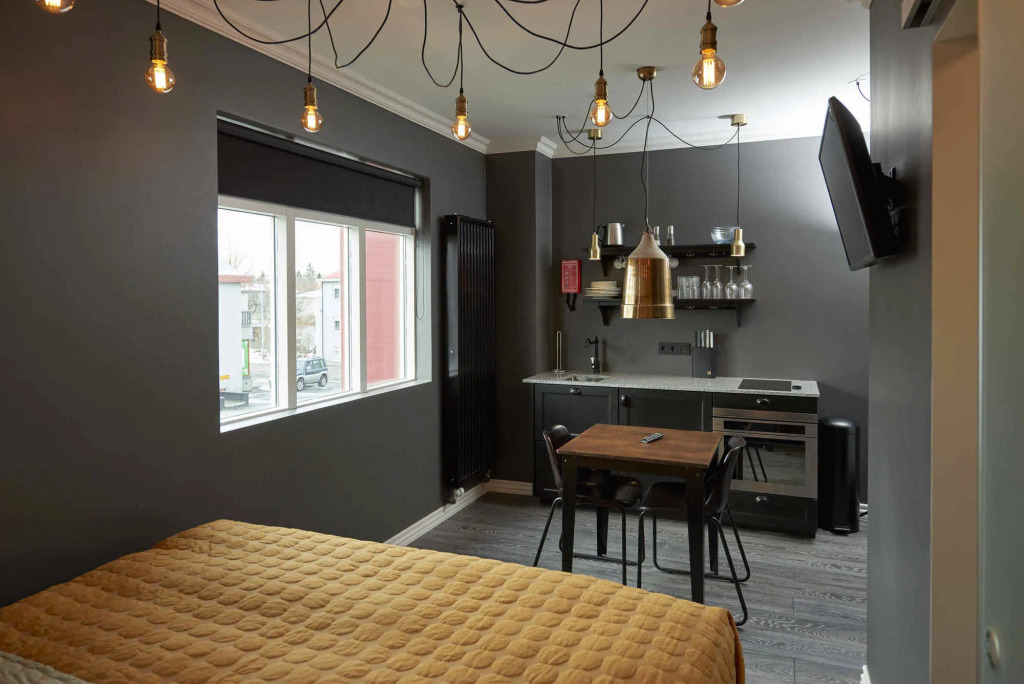 105 - A Townhouse Hotel