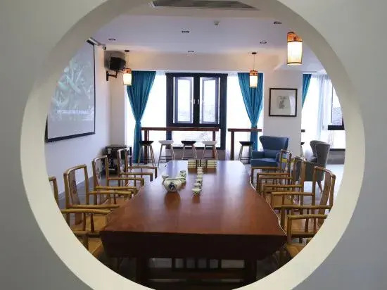 Yueshang Moon Bay Wetland Hostel