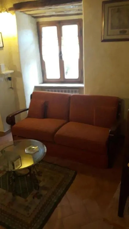 Casa Costanza