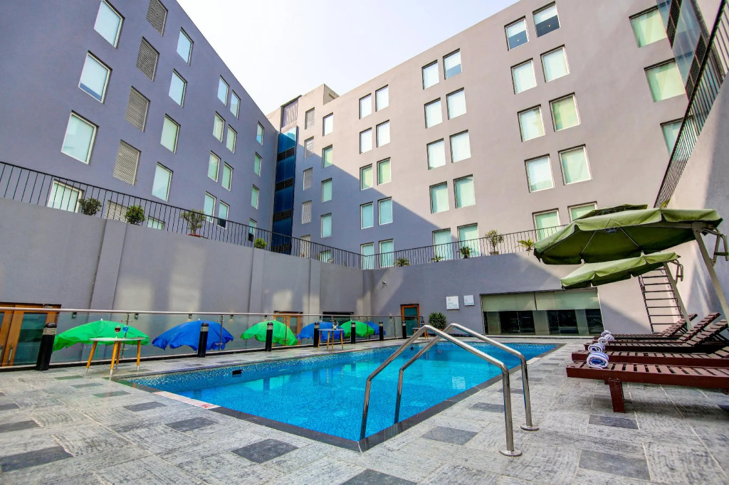 Sunday Hotel Zirakpur by checkIn,Chandigarh