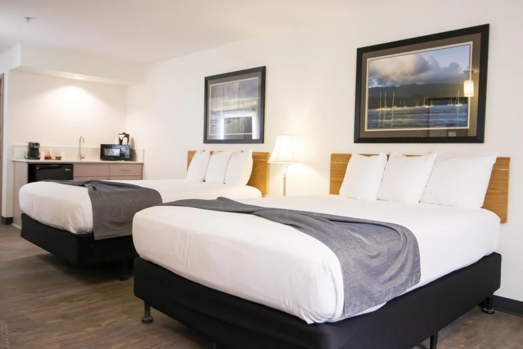 The Tillamook Inn