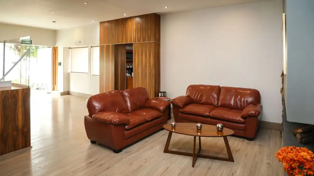 Zimmer Suites
