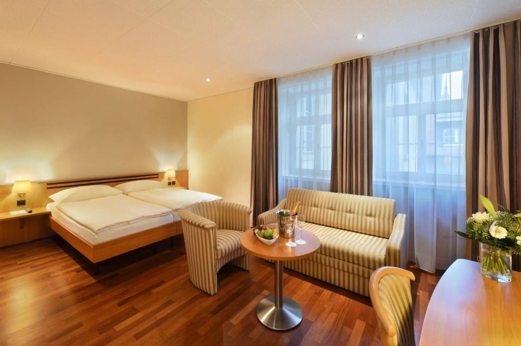 Apart Hotel Amadeo