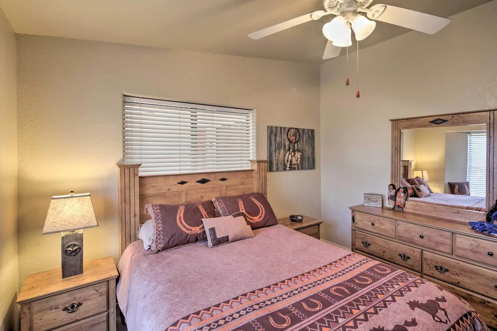 Lake Havasu Home: Heated Pool & Golf Course Views