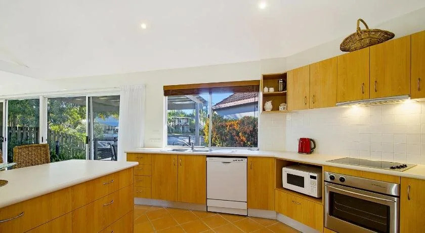 44 Cooran Court