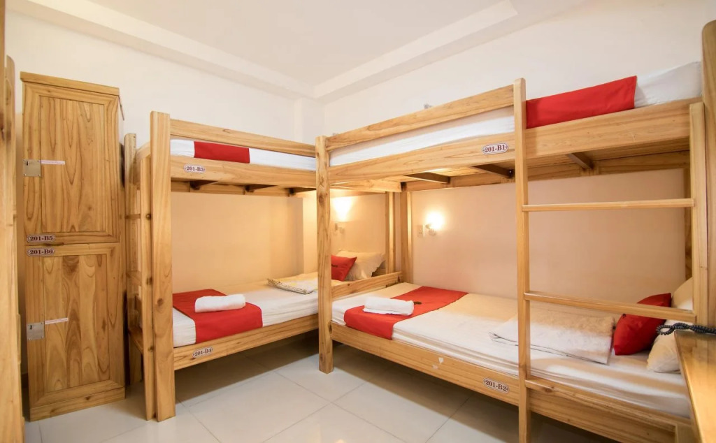 KnK Inn Boutique Hotel and Rooftop Sports Pub