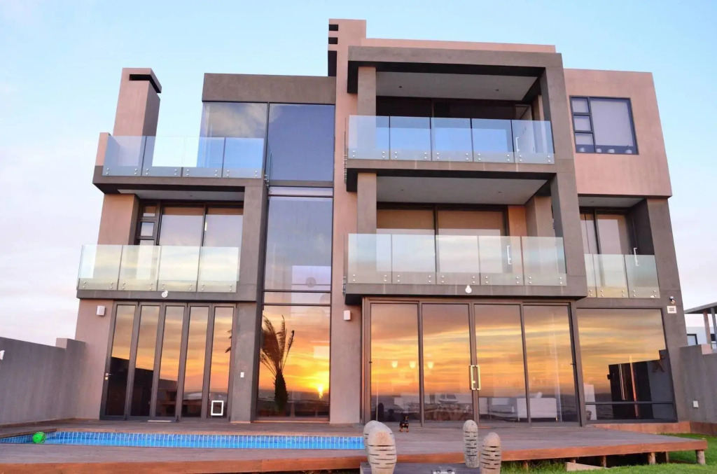 Dolphin Beach Villa
