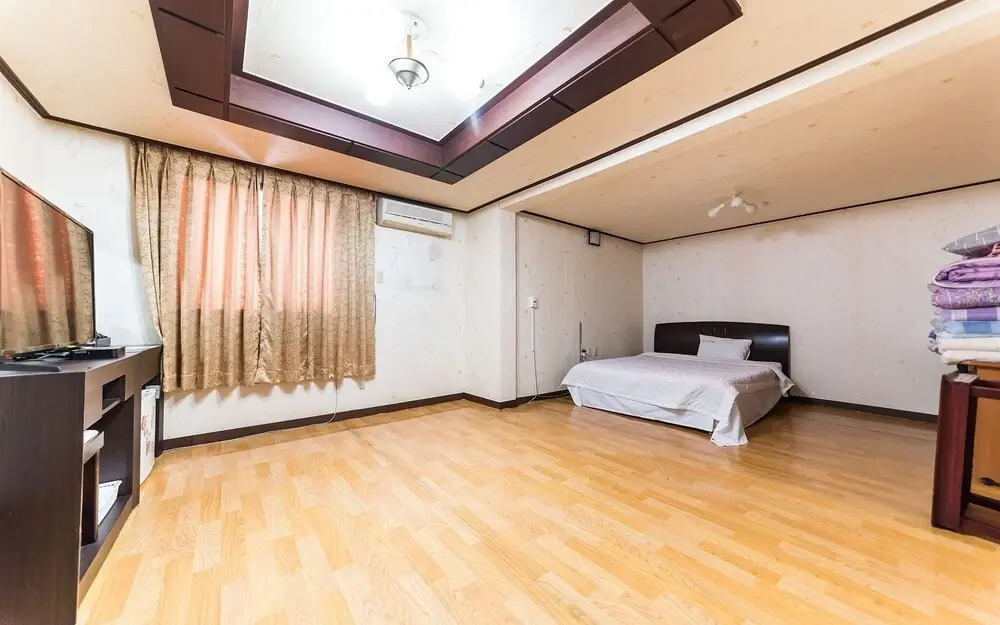 Pocheon Phoenix