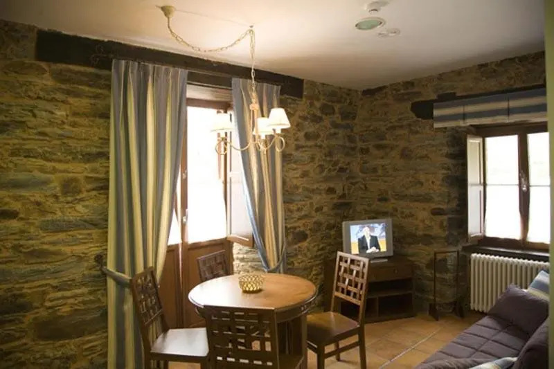 Apartamentos Turisticos A Estacion