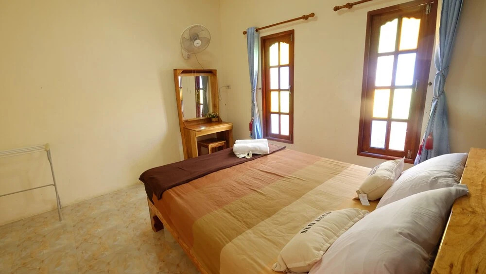 Me Hostel