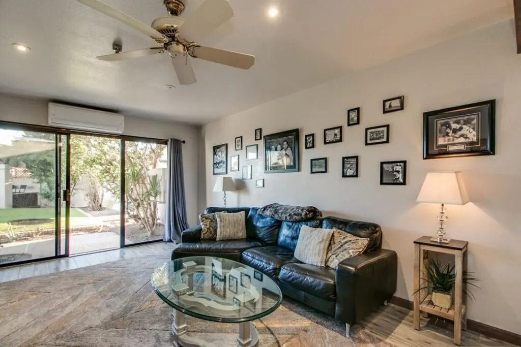 Spectacular Fountain Hills 5 Bdrm W/pool and Views