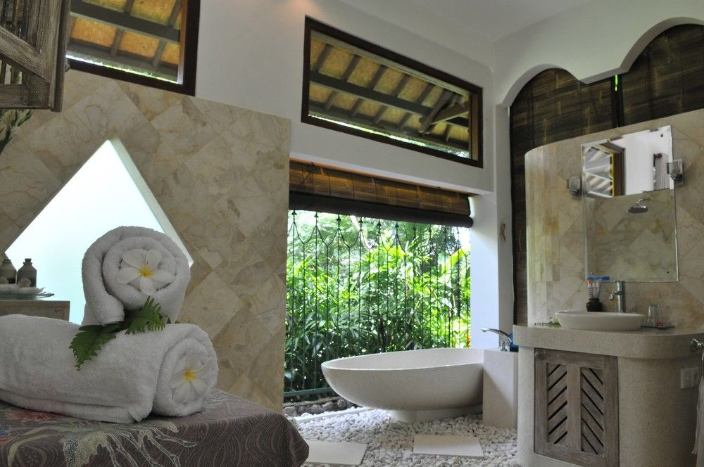 Villa Umah Shanti