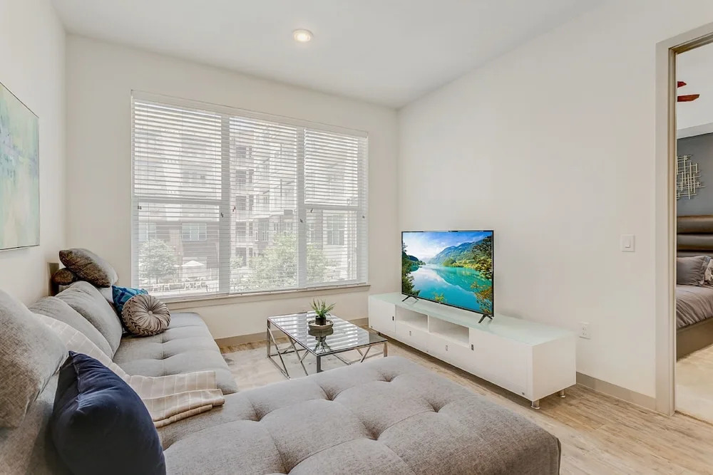 7th Avenue Condos by Barsala