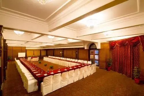 Hotel Deep Palace