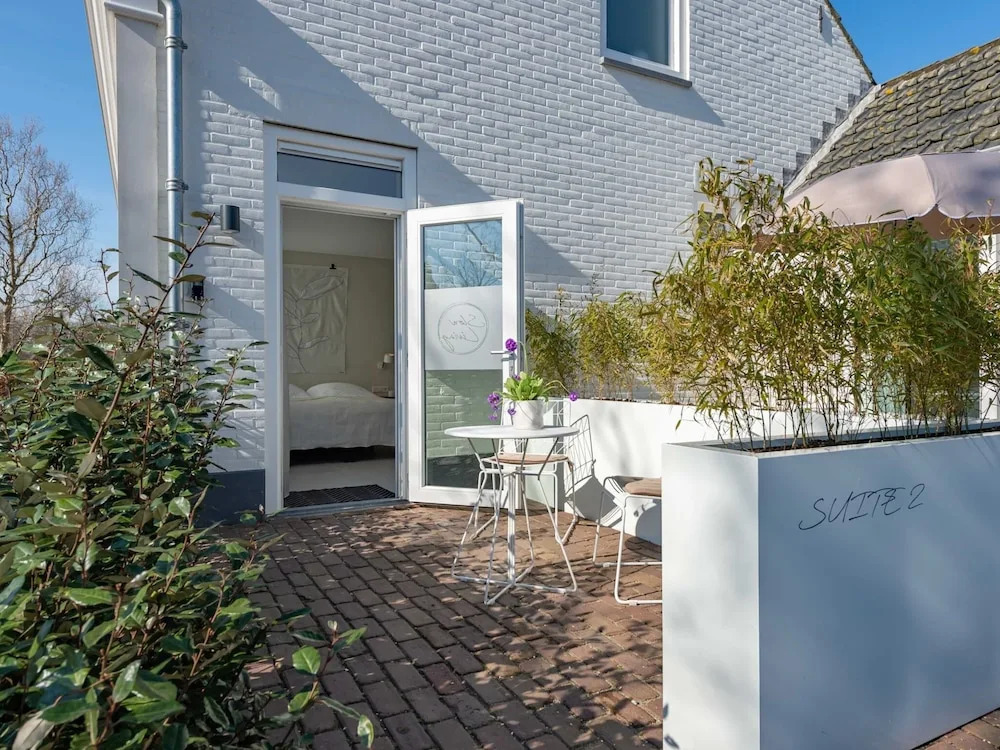 Holiday Home near Dutch Beach and Nature