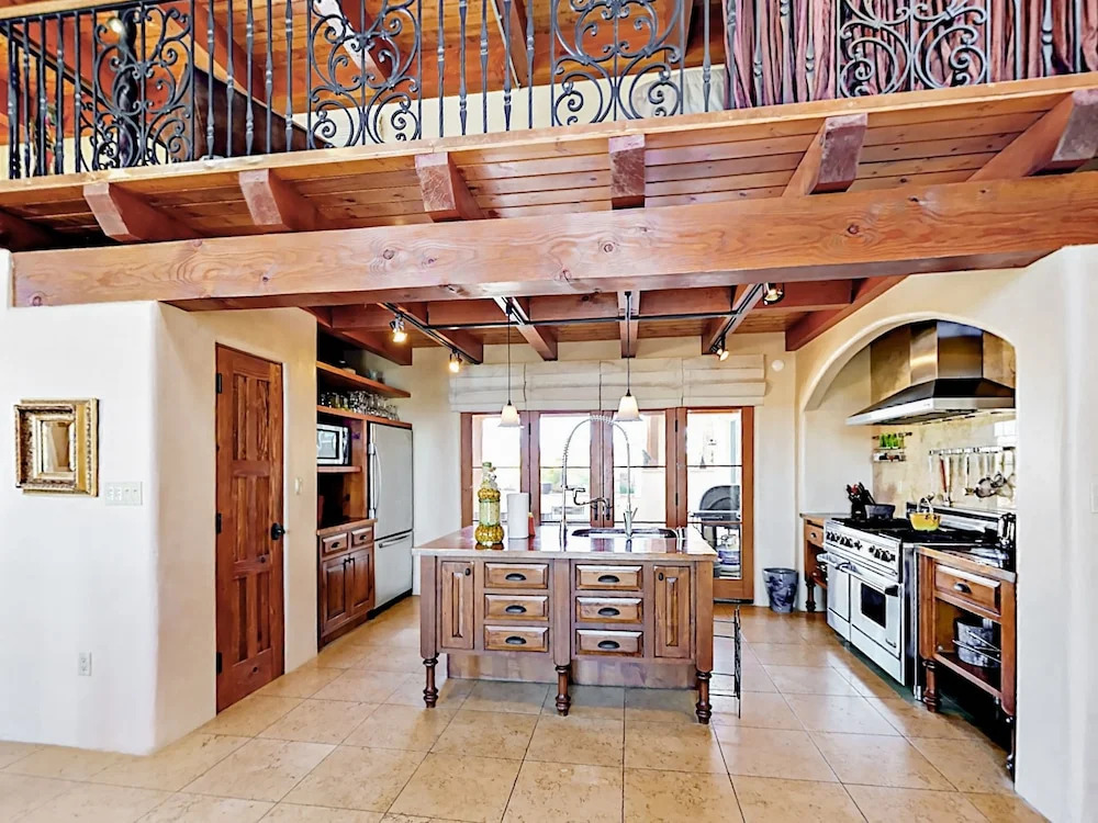 Custom-designed European-style Home 2 Bedrooms 1 Bathroom Home