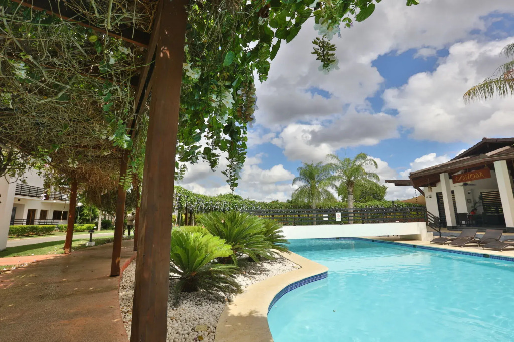 Sybaris Suites & Residences