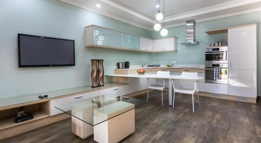 Fallsway Suites