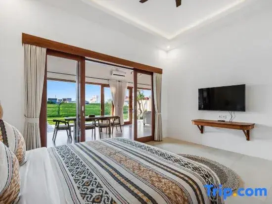 The R Villa Swantika