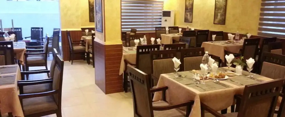 Renad Hotel