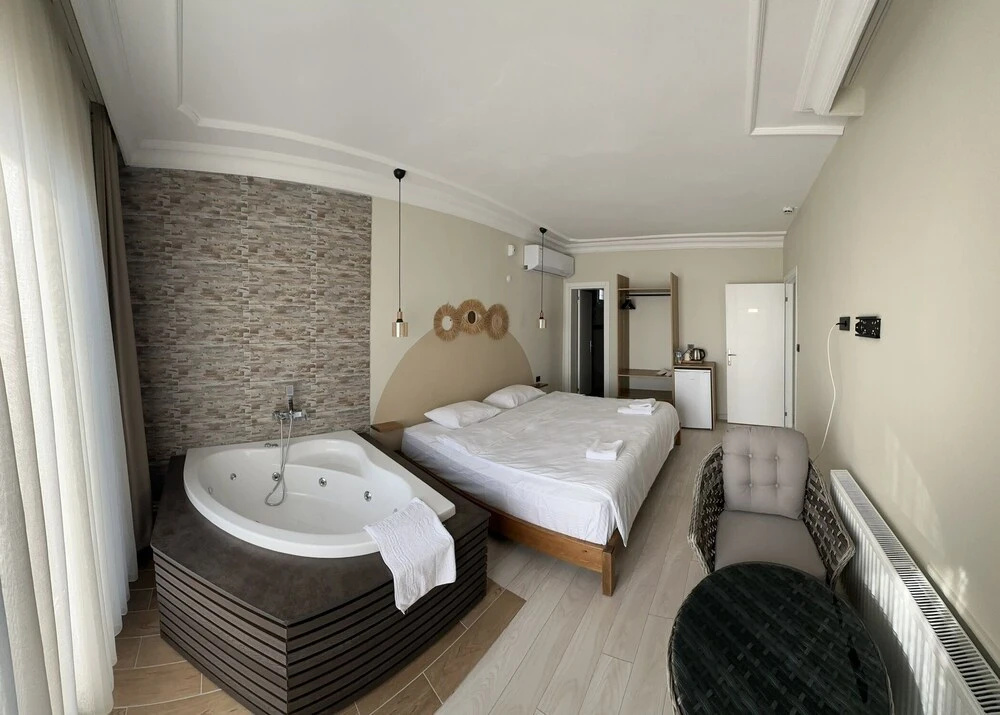 Kingway Suite