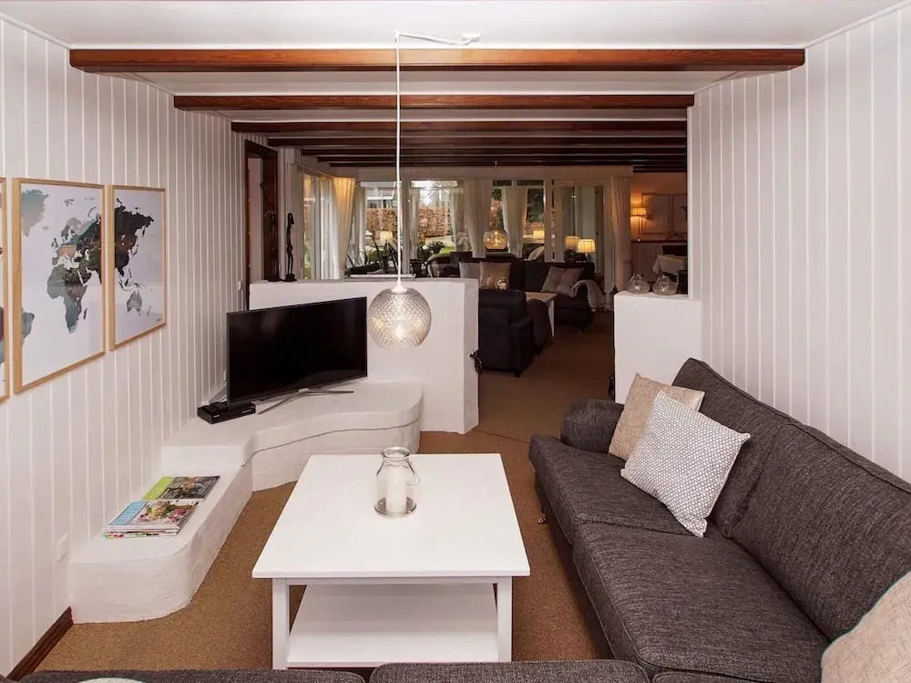 6 person holiday home in Hemmet