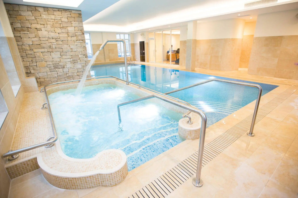 Galway Bay Hotel Conference & Leisure Centre