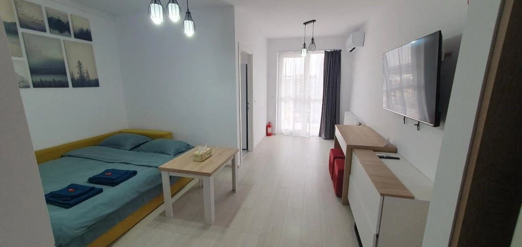 Studio spațios,intim+ loc parcare propriu,vedere panoramică,utilat de lux