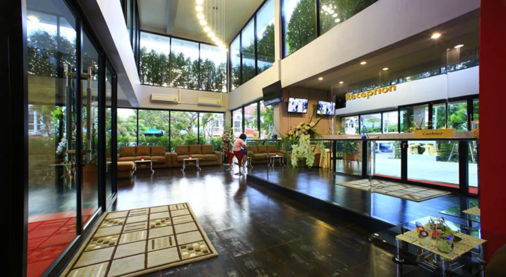 D11 Hotel