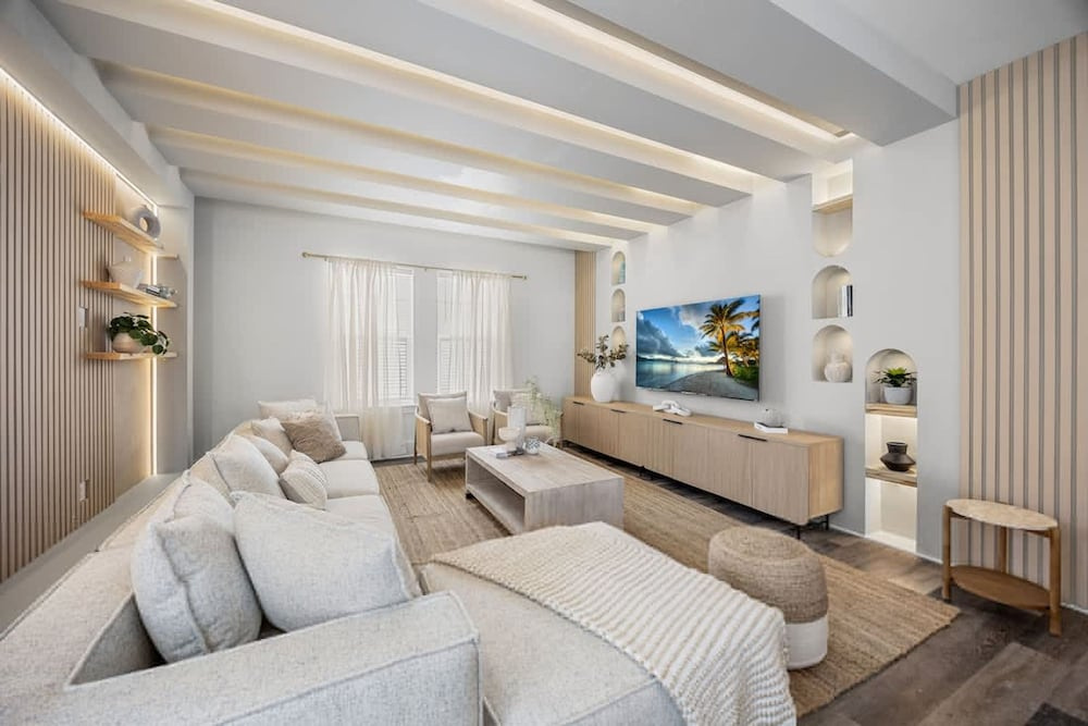 Santa Rosa Villa Modern Boho Family Fun